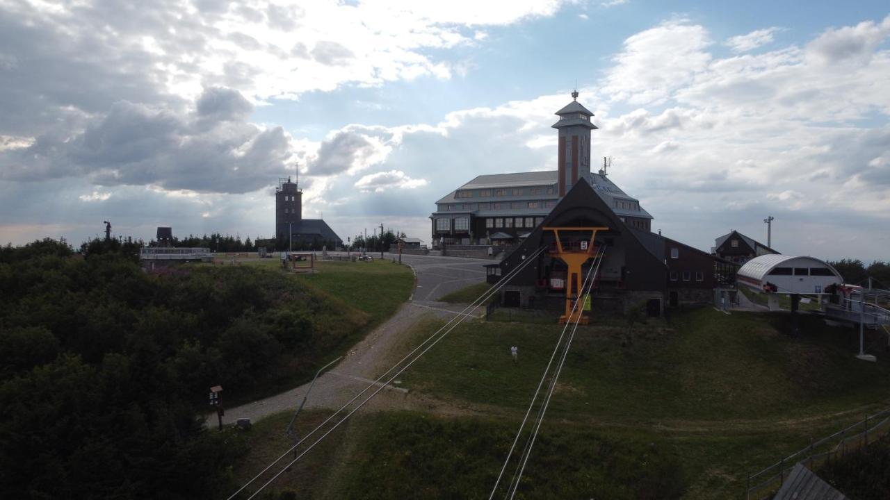 Ferienwohnungen Zauberberg, Schneehase & Glitzerhirsch โอเบอร์วีเซินธาล ภายนอก รูปภาพ